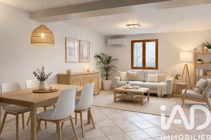 Maison - 180 m² - 7 pièces