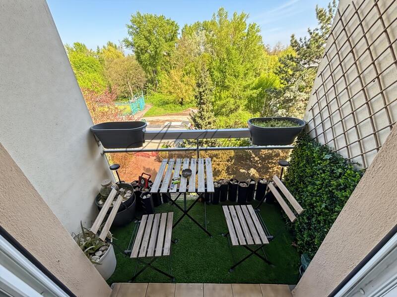 Appartement - 94 m² - 5 pièces