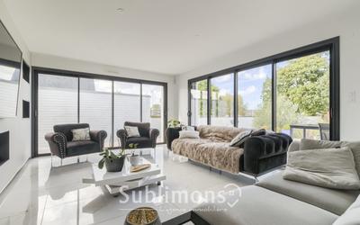 Maison contemporaine - 192 m² - 7 pièces