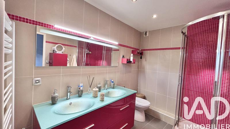 Appartement - 110 m² - 5 pièces