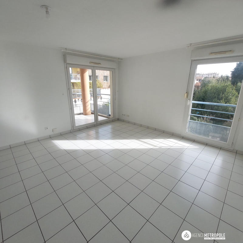 Appartement - 72 m² - 3 pièces