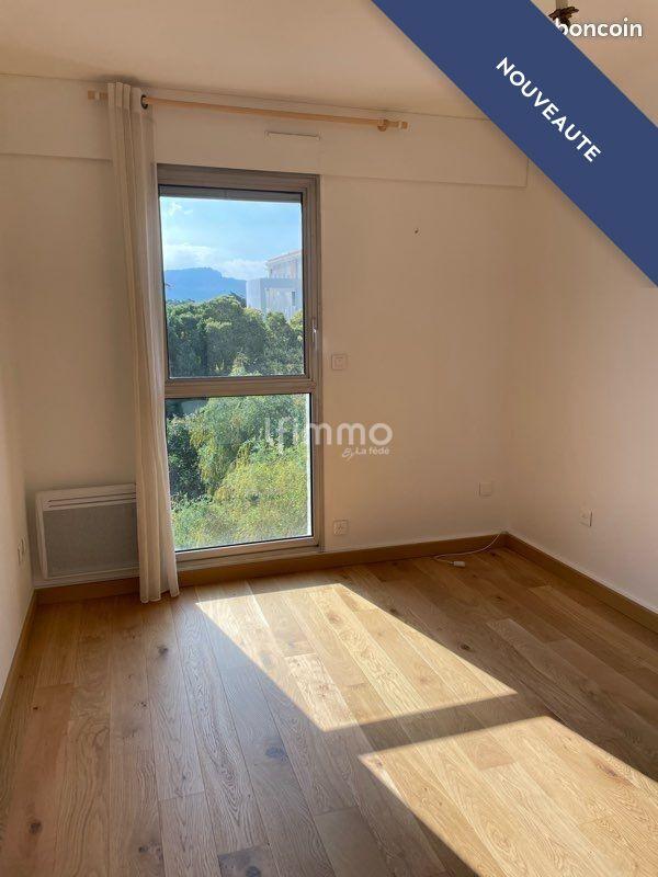 Appartement - 57 m² - 2 pièces