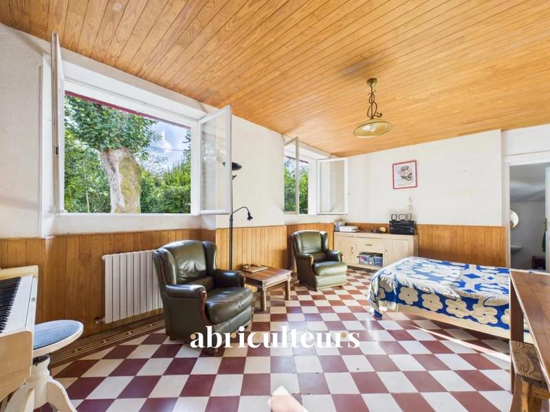 Maison ancienne - 235 m² - 8 pièces