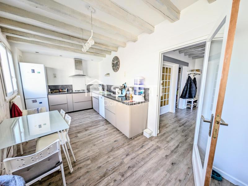 Maison - 210 m² - 9 pièces