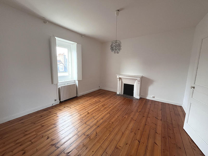 Maison - 175 m² - 8 pièces