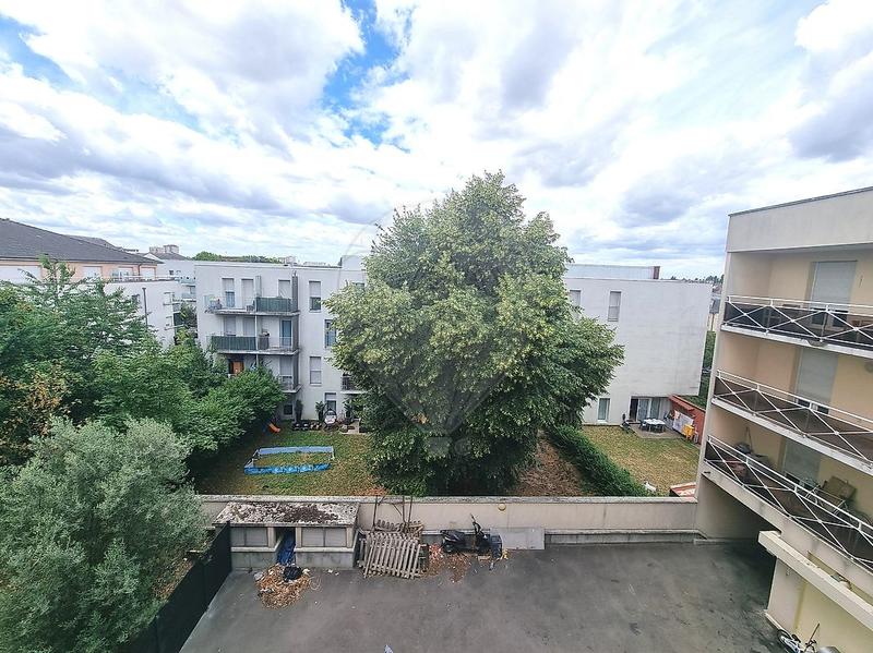 Appartement - 86 m² - 4 pièces