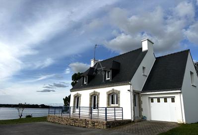 Maison - 103 m² - 6 pièces