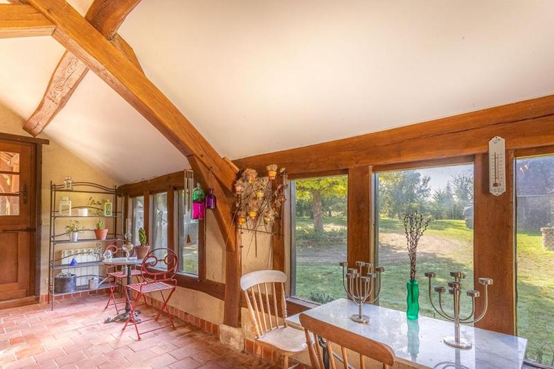 Propriété - 270 m² - 12 pièces