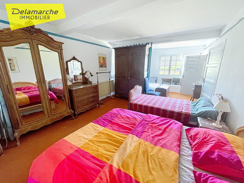 Maison - 245 m² - 6 pièces