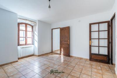 Maison - 174 m² - 7 pièces