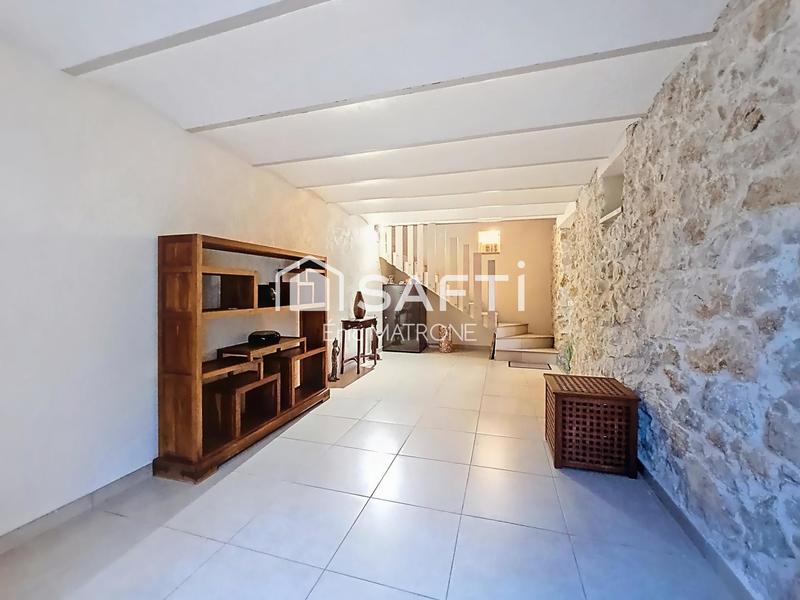 Maison - 250 m² - 9 pièces