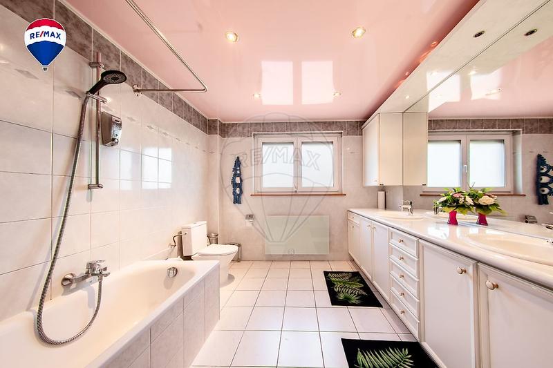 Maison - 143 m² - 6 pièces