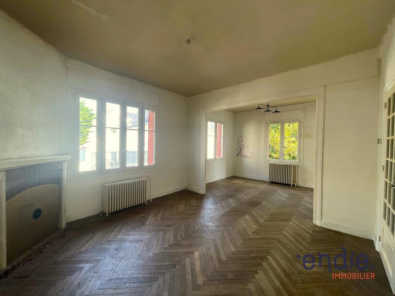 Maison - 136 m² - 6 pièces