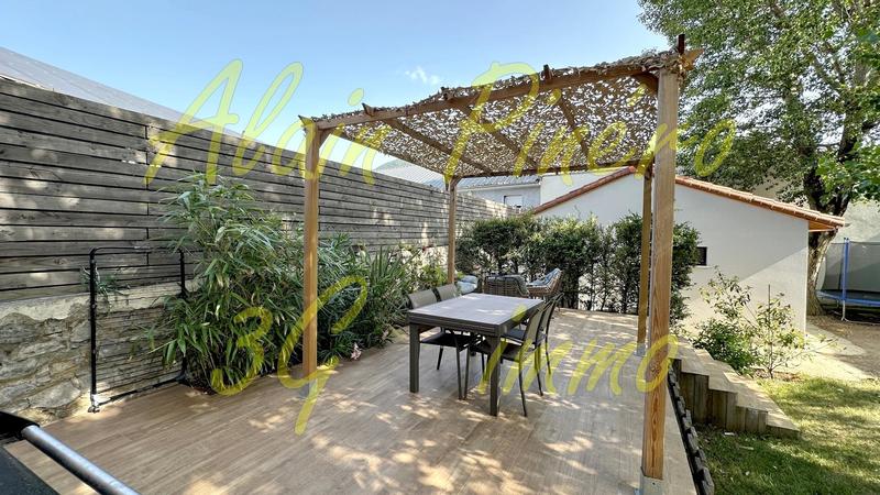 Maison - 91 m² - 4 pièces