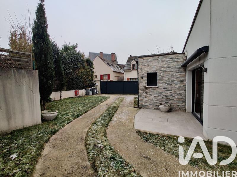 Maison - 92 m² - 4 pièces