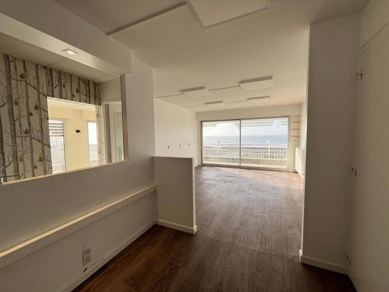 Appartement - 83 m² - 2 pièces