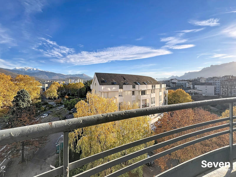 Appartement - 96 m² - 4 pièces