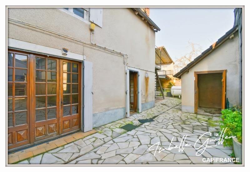 Maison de village - 147 m² - 6 pièces