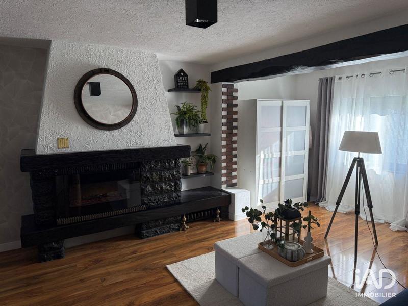 Maison - 163 m² - 7 pièces