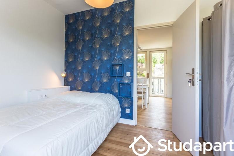 Chambre - 11 m² - 1 pièce