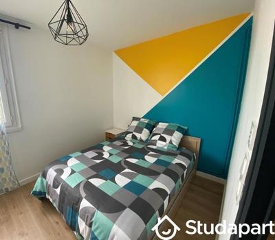 Chambre - 10 m² - 1 pièce