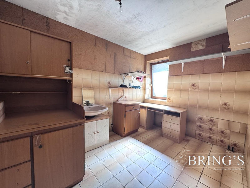 Maison - 204 m² - 6 pièces