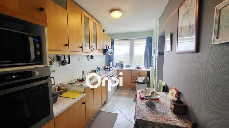 Appartement - 100 m² - 5 pièces