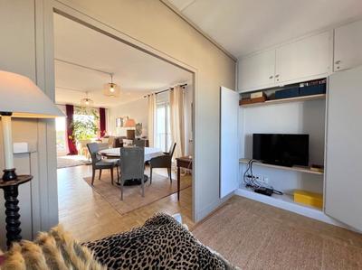 Appartement - 93 m² - 4 pièces