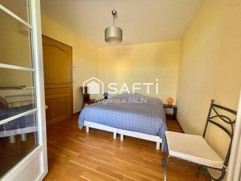 Maison - 159 m² - 6 pièces