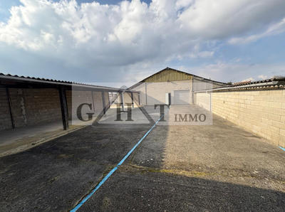 Entrepôt - 180 m²