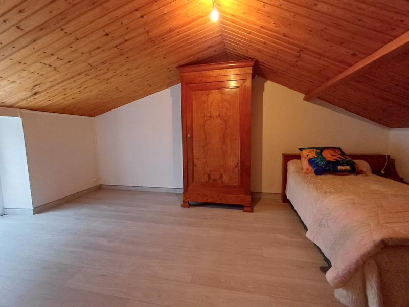 Maison - 93 m² - 5 pièces