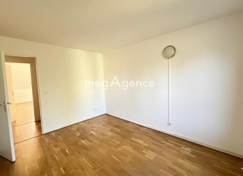 Maison - 182 m² - 7 pièces