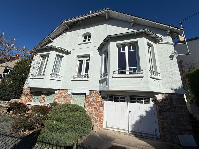 Maison - 80 m² - 4 pièces