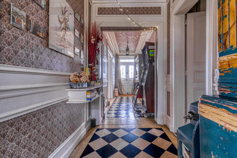 Maison - 500 m² - 14 pièces