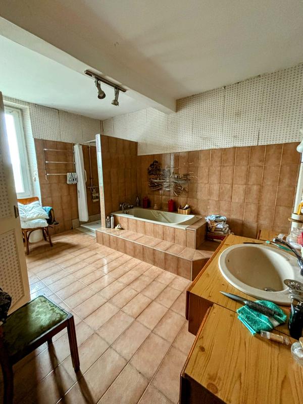 Ferme - 328 m² - 7 pièces