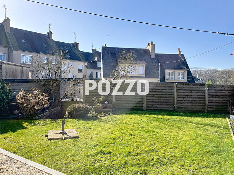 Maison - 150 m² - 8 pièces