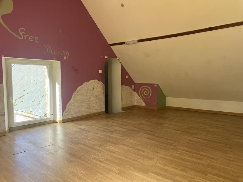 Maison - 111 m² - 5 pièces