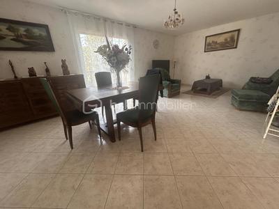 Maison - 108 m² - 4 pièces