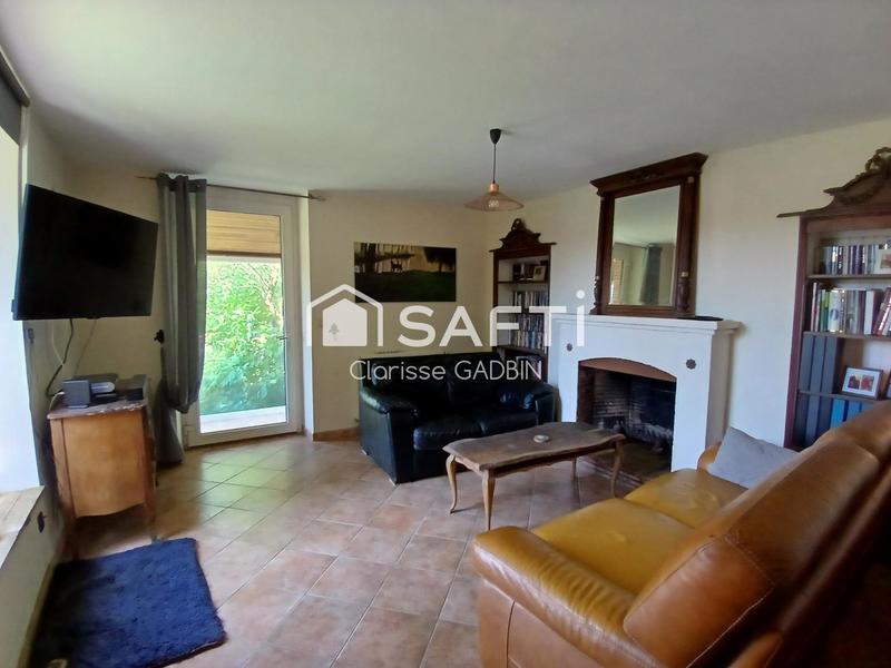 Maison - 225 m² - 10 pièces