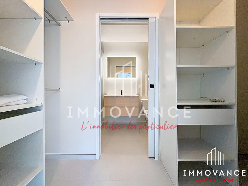 Villa - 277 m² - 6 pièces