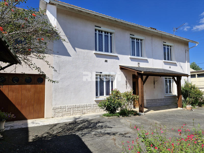 Maison - 140 m² - 5 pièces