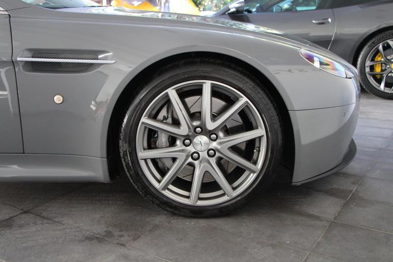 Aston Martin Vantage Coupe V8 Sportshift II