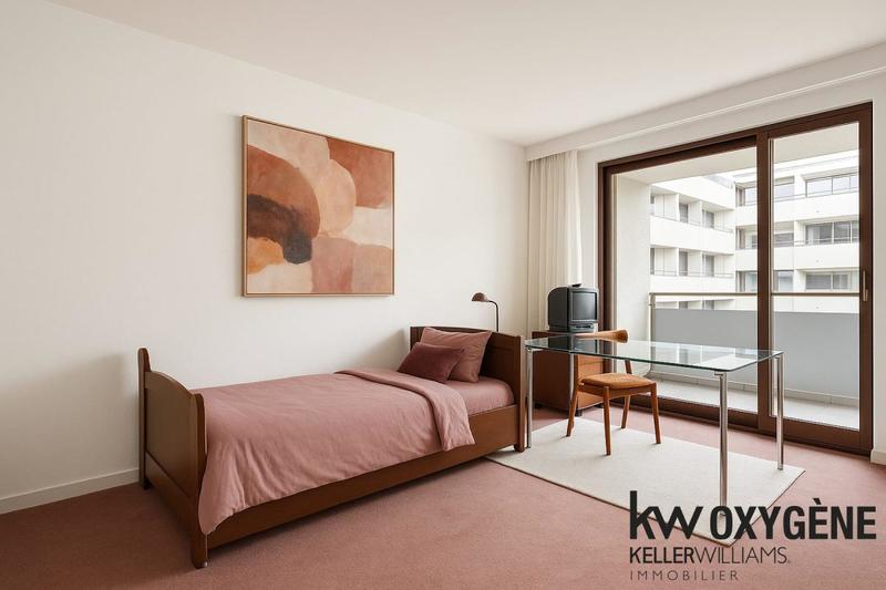 Appartement - 205 m² - 7 pièces