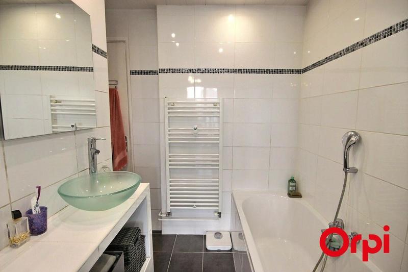 Appartement - 61 m² - 3 pièces