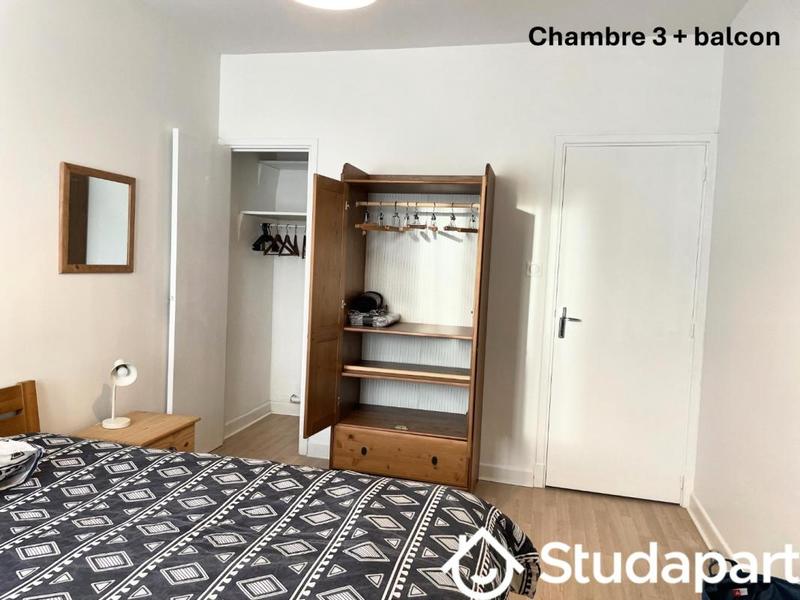 Chambre - 13 m² - 1 pièce