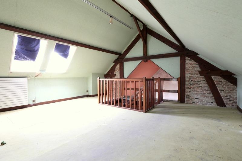 Local commercial - 369 m² - 14 pièces