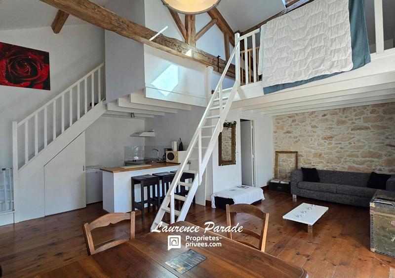 Maison - 590 m² - 19 pièces