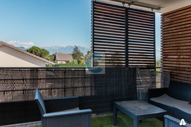 Appartement - 100 m² - 5 pièces