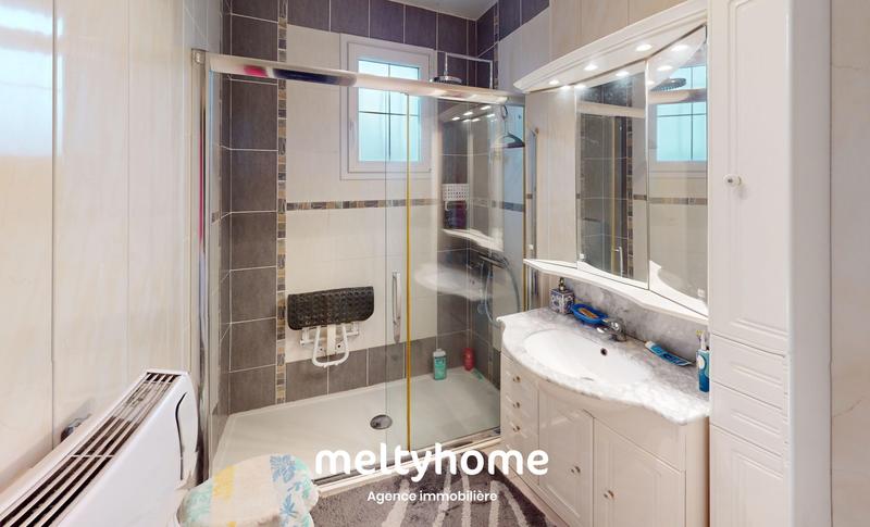 Maison - 112 m² - 6 pièces