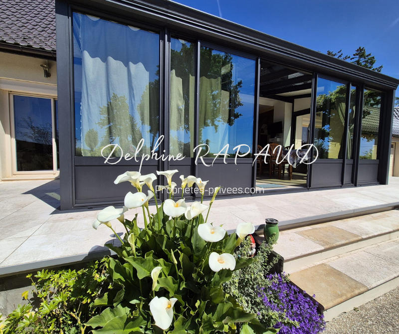 Maison - 167 m² - 8 pièces